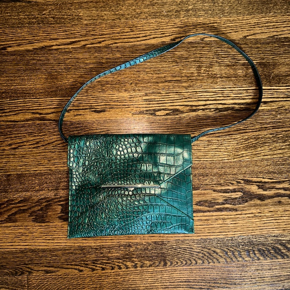 Emerald Snakeskin Shoulder Bag